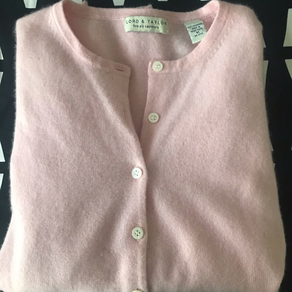 Lord & Taylor cashmere sweater.. size M